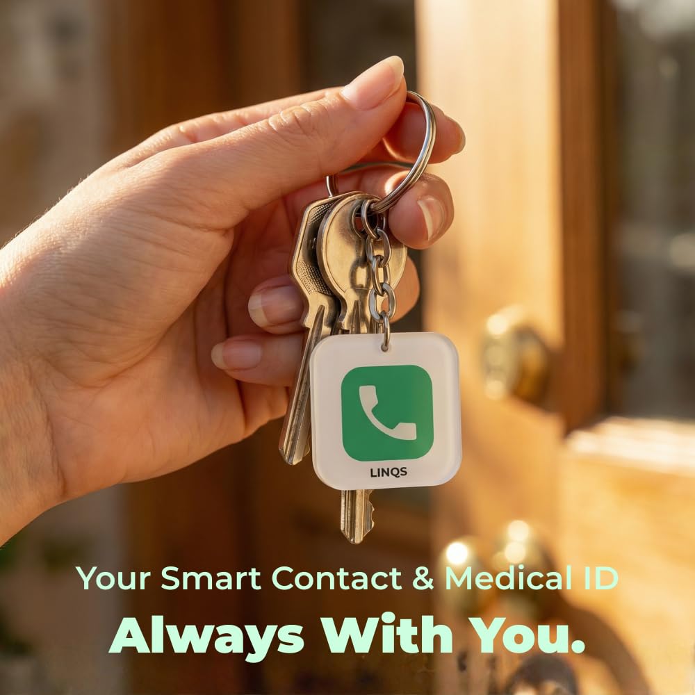 WiFiTag front view on keys